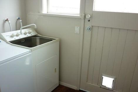Photo of property in 2 Mudie Street, Alicetown, Lower Hutt, 5010