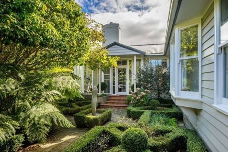 Photo of property in 11 Donald Street, Karori, Wellington, 6012