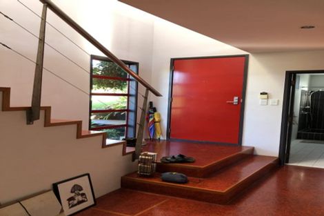Photo of property in 2/2a Covil Avenue, Te Atatu South, Auckland, 0610