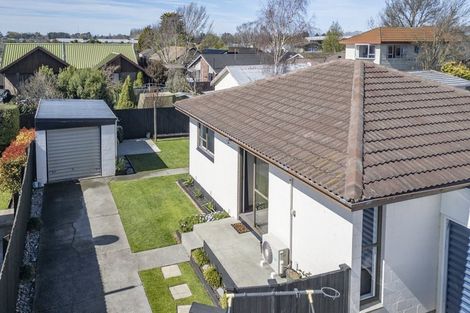 Photo of property in 1/202 Grimseys Road, Redwood, Christchurch, 8051