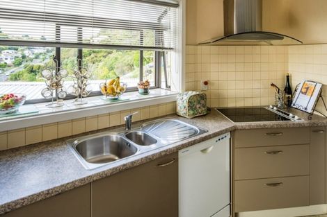 Photo of property in 9 Parkinson Close, Whitby, Porirua, 5024