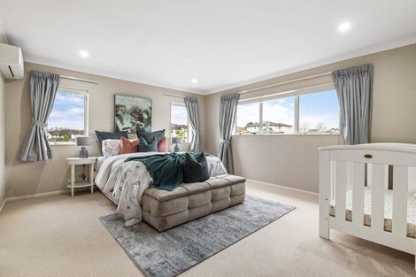 Photo of property in 42 Laurel Oak Drive, Schnapper Rock, Auckland, 0632