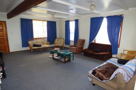 Photo of property in 12 Russell Street, Westport, 7825