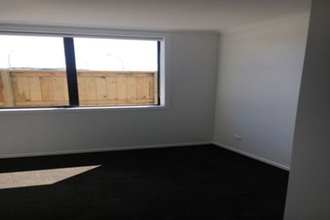 Photo of property in 37 Livingstone Drive, Papamoa Beach, Papamoa, 3118