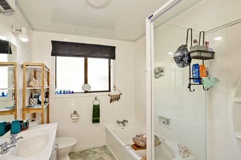 Photo of property in 62 Albert Street, Gladstone, Invercargill, 9810