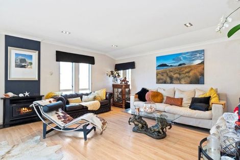 Photo of property in 33c Tay Street, Mount Maunganui, 3116