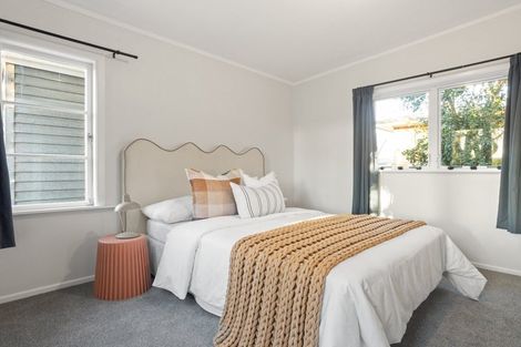 Photo of property in 13 Brocas Avenue, Hillcrest, Hamilton, 3216