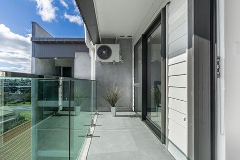 Photo of property in 8 Karaipiture Road, Karaka, 2124