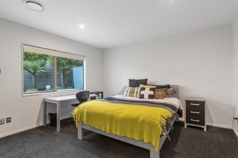 Photo of property in 75 Kittiwake Drive, Schnapper Rock, Auckland, 0632