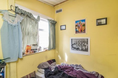 Photo of property in 104 Wallace Street, Mount Cook, Wellington, 6021