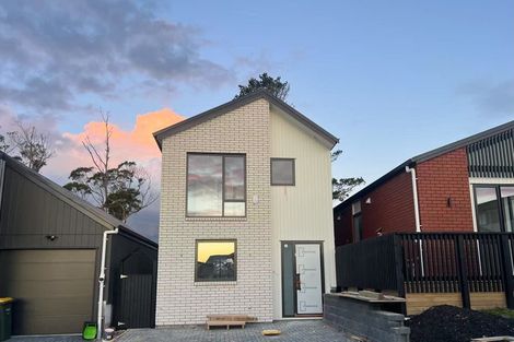 Photo of property in 43 Puhikawa Street, Massey, 0614