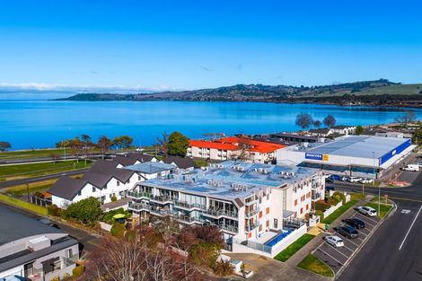 Photo of property in 101 On Roberts, 2/101 Roberts Street, Taupo, 3330