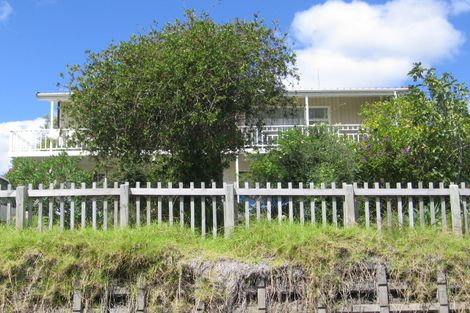 Photo of property in 96 Saddleback Rise, Murrays Bay, Auckland, 0630