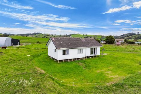 Photo of property in 32a Swamp Road, Mareretu, Maungaturoto, 0571