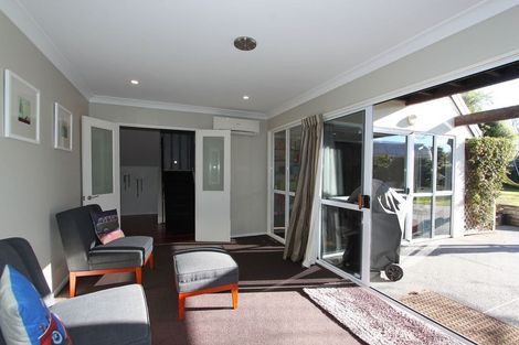 Photo of property in 11 Oregon Place, Burwood, Christchurch, 8061