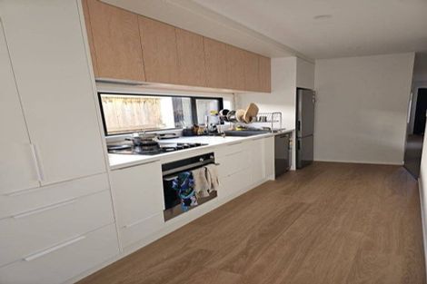 Photo of property in 2/78 Sandwich Road, Saint Andrews, Hamilton, 3200