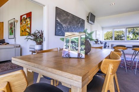 Photo of property in 15 Goodger Street, Waipukurau, 4200