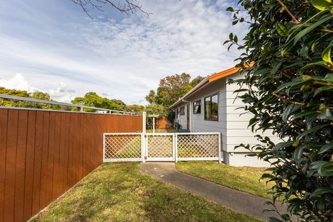 Photo of property in 2 Millvale Street, Waikanae, 5036