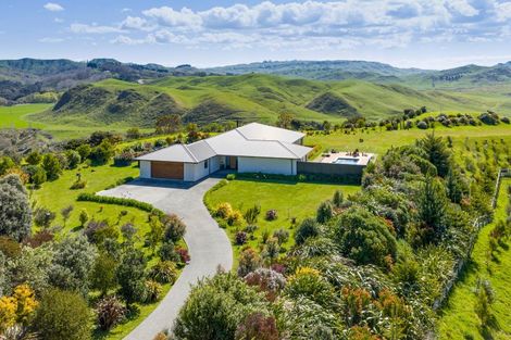Photo of property in 63 Waipuka Road, Waimarama, Havelock North, 4294