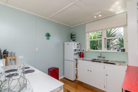 Photo of property in 81 Bannister Street, Masterton, 5810