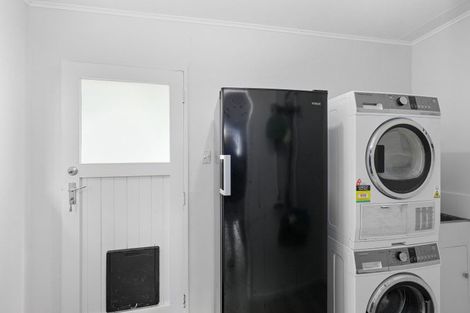 Photo of property in 7 Waipuna Grove, Stokes Valley, Lower Hutt, 5019