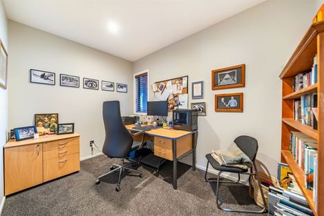 Photo of property in 14 Resolution Drive, Whitby, Porirua, 5024