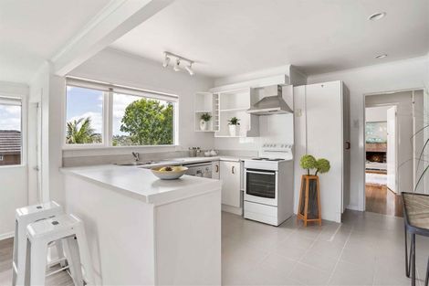 Photo of property in 1/40 Carlisle Road, Browns Bay, Auckland, 0630