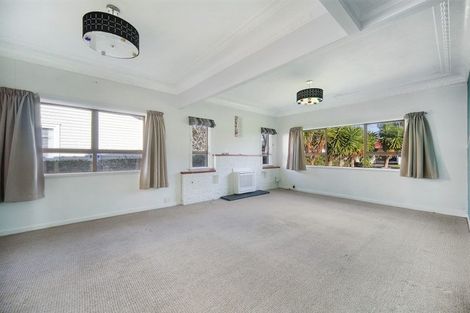 Photo of property in 56 Landscape Road, Papatoetoe, Auckland, 2025