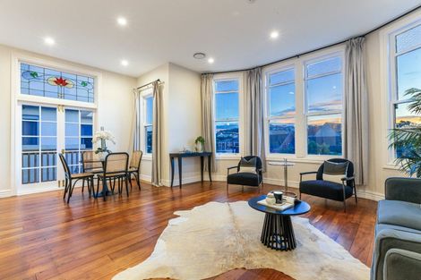 Photo of property in 68 Northland Road, Northland, Wellington, 6012