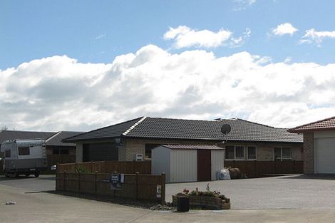 Photo of property in 25 Edgewater Grove, Whakatane, 3120