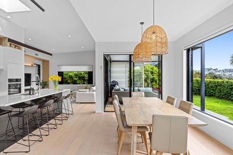 Photo of property in 14 Odlin Lane, Red Beach, 0932
