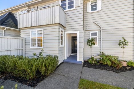 Photo of property in 2/46 Fendalton Road, Fendalton, Christchurch, 8014