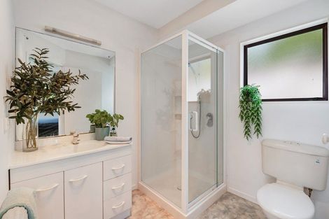 Photo of property in 19 Palmgreen Court, Stanmore Bay, Whangaparaoa, 0932