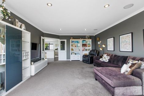 Photo of property in 2 Parnwell Place, Ohauiti, Tauranga, 3112