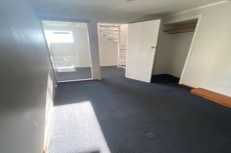 Photo of property in 14 Lanigan Street, Birkdale, Auckland, 0626
