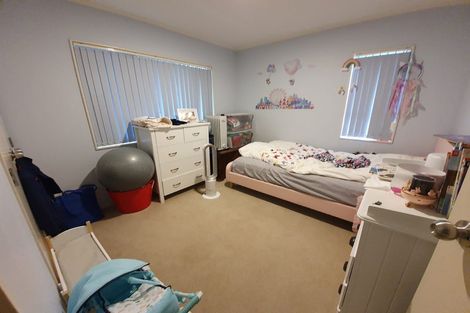 Photo of property in 39 Dakota Avenue, Beach Haven, Auckland, 0626