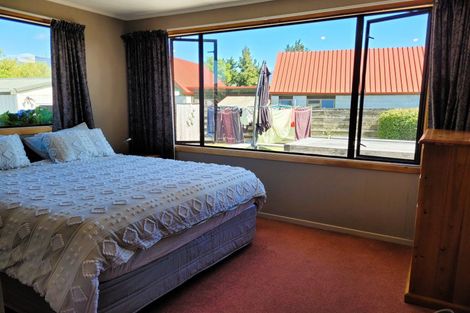 Photo of property in 28 Howden Street, Te Anau, 9600