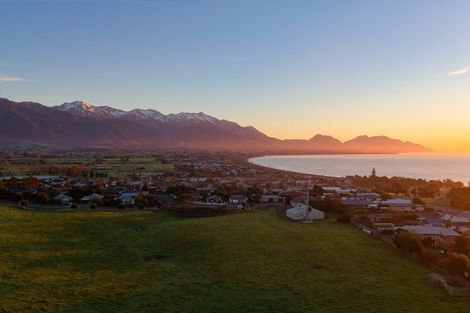 Photo of property in 68 Churchill Street, Kaikoura, 7300