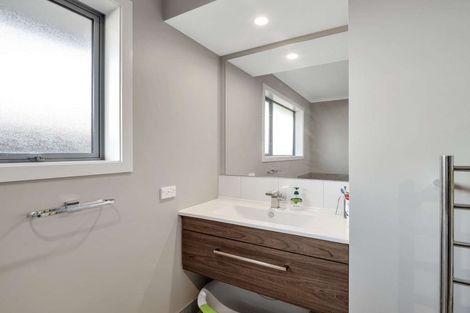 Photo of property in 5 Hydrangea Lane, Milson, Palmerston North, 4414