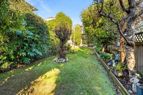 Photo of property in 21f1- Roband Crescent, Brown Owl, Upper Hutt, 5018