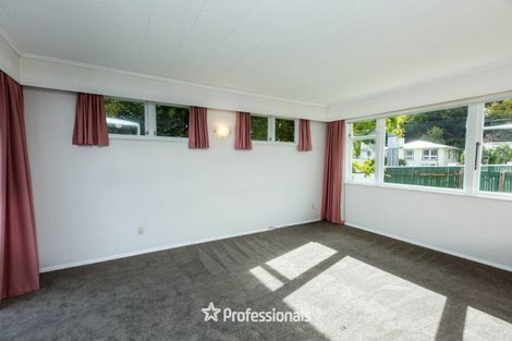 Photo of property in 56 Thomas Street, Stokes Valley, Lower Hutt, 5019