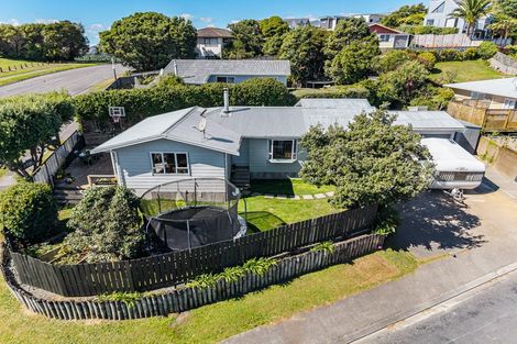 Photo of property in 22 Adventure Drive, Whitby, Porirua, 5024
