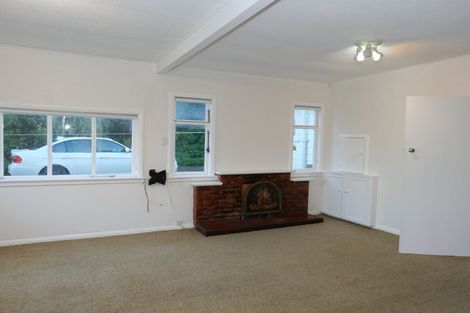 Photo of property in 61 Tutere Street, Waikanae Beach, Waikanae, 5036