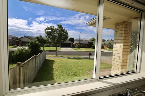 Photo of property in 21 Parkside Drive, Huntington, Hamilton, 3210