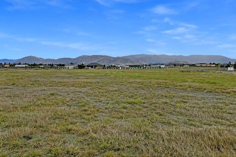 Photo of property in 4 Neuman Road, Twizel, 7901