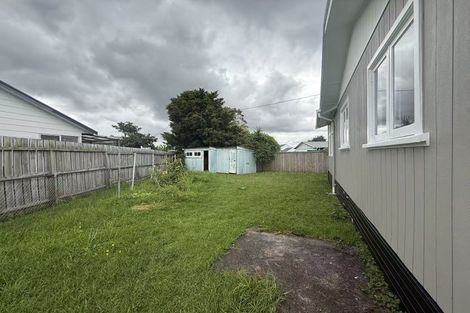 Photo of property in 147 Bruce Mclaren Road, Henderson, Auckland, 0612