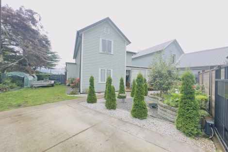 Photo of property in 61 Grove Road, Papakura, 2110