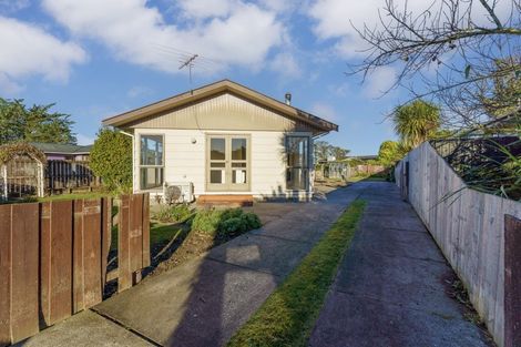 Photo of property in 97 Dunns Avenue, The Pines Beach, 7630