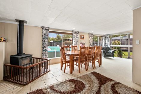 Photo of property in 69 Abbotsford Road, Waipawa, 4210