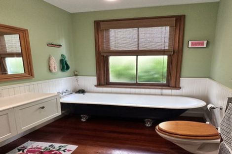 Photo of property in 14 Jackson Street, Island Bay, Wellington, 6023